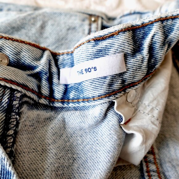 Bershka 90s Wide Leg Jean with Rips in Bleach Blue Wash (Size 38EU/7US) - Picture 7 of 10